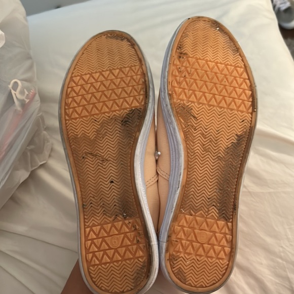 🛍️. Peach “ked” look a likes - Picture 4 of 5